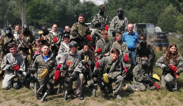 Výlet 8.A paintball